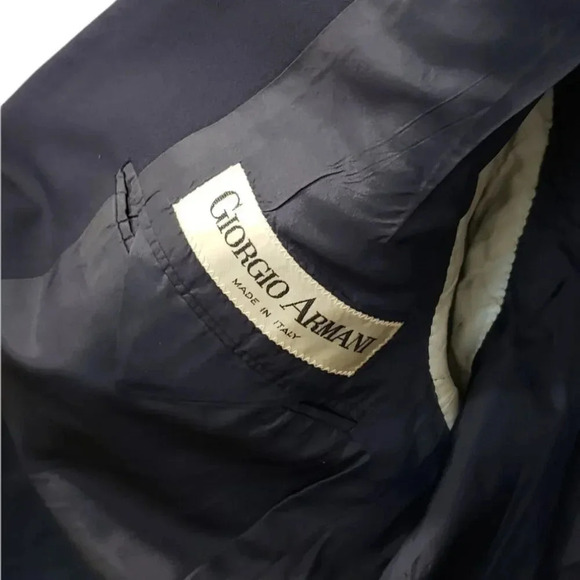 Giorgio Armani Navy Made in Italy Two Button Blazer 42R - Picture 4 of 5